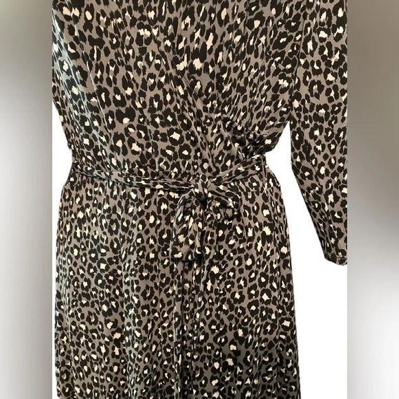 Leota Libby Leopard Print Faux Wrap Ruffle Hem Dress - Picture 3 of 10